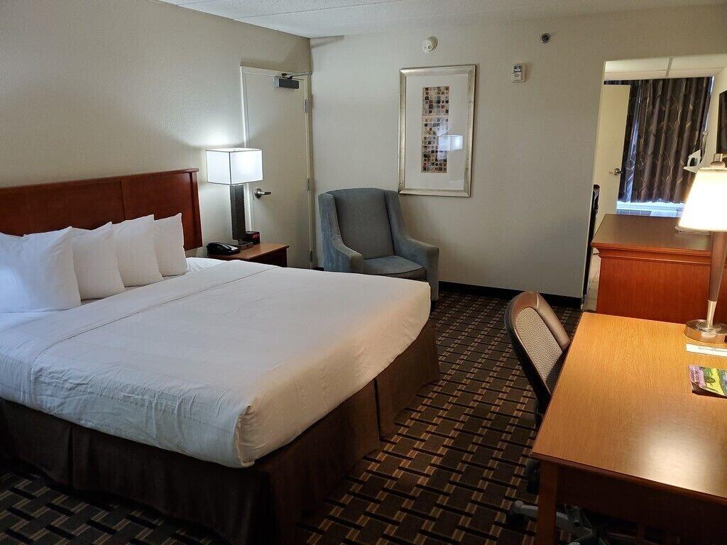 C3 Hotel And Convention Center Hastings Ngoại thất bức ảnh