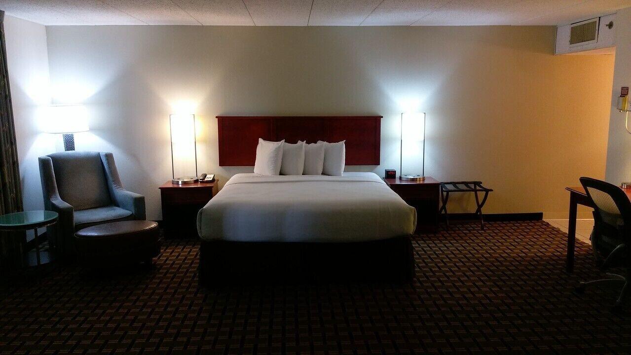 C3 Hotel And Convention Center Hastings Ngoại thất bức ảnh
